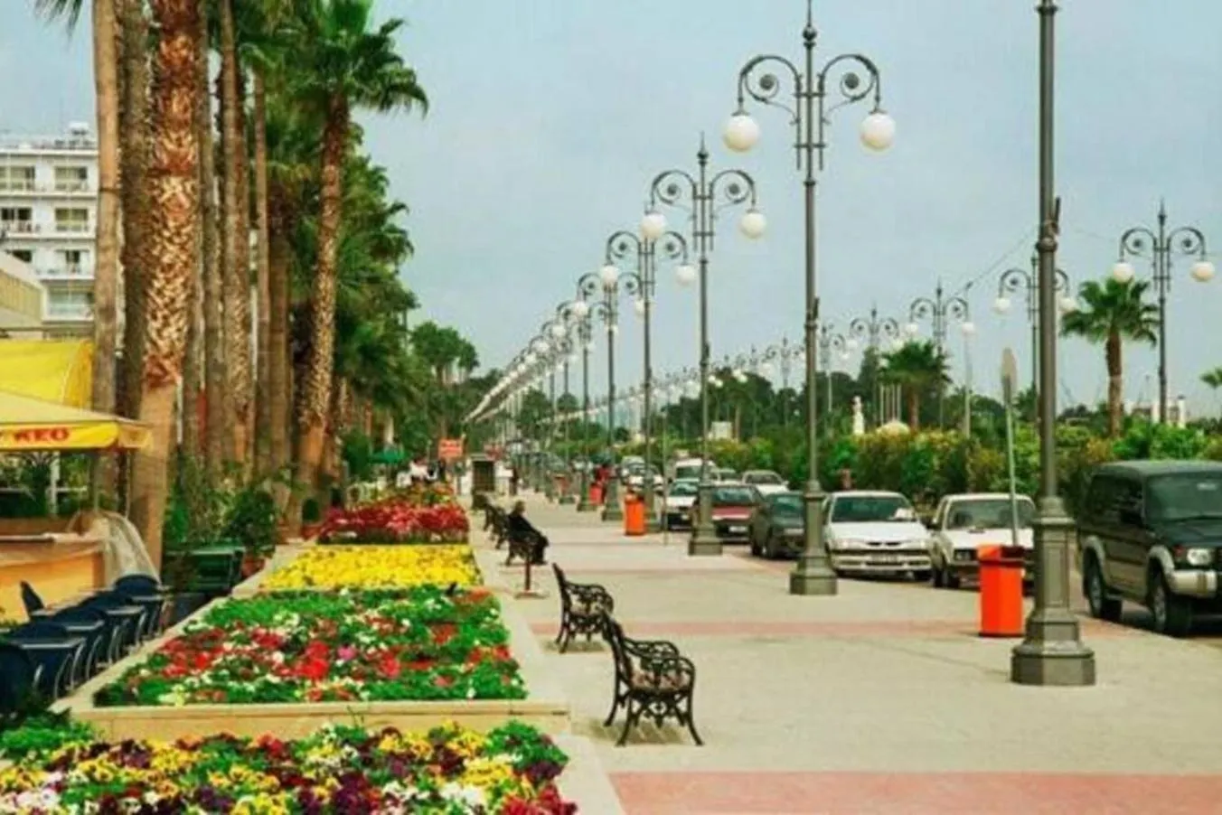 Airbnsea City Centre Side Sea View Apartments Larnaca